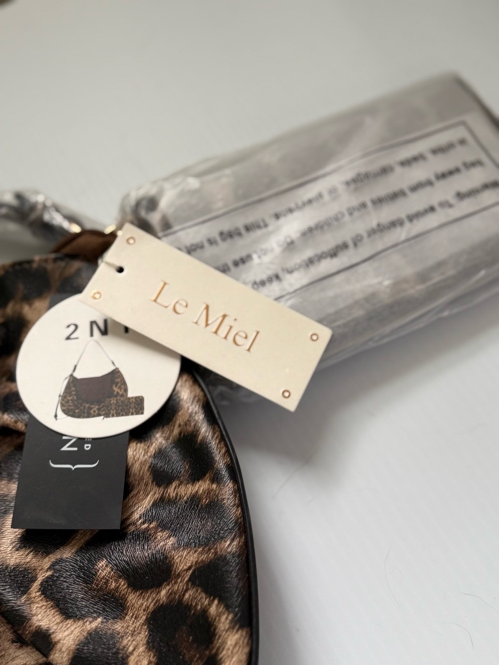 Leopard Tote+Wallet - Picture 4 of 9